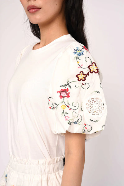 Tea rose tee