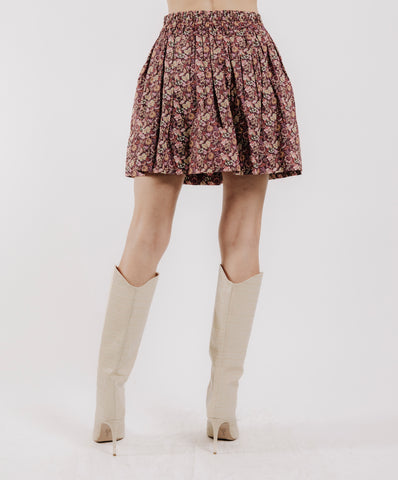 Pippa's floral mini skirt